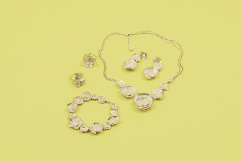 Ismo Alakärppä Kuurat, Vuoden koru 2026 -finalisti, kuva Jules & Beryl, Ellina Noronen (2)